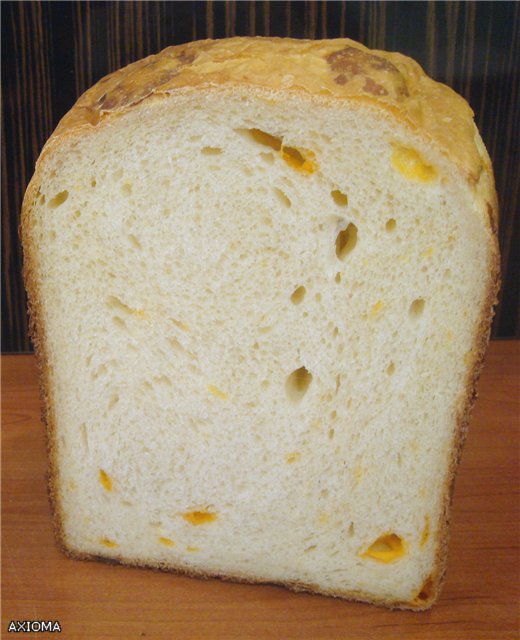 Pane al formaggio con pasta (macchina per il pane)