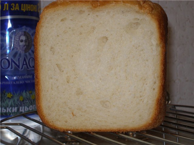 Pane soda francese in una macchina per il pane