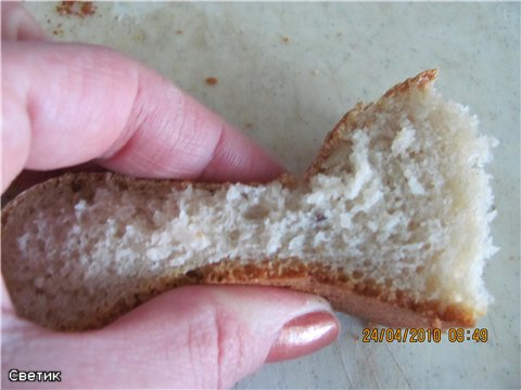 Pan de masa madre en el horno