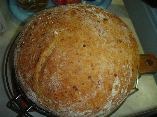 Pane di grano con zucchine e formaggio (al forno)