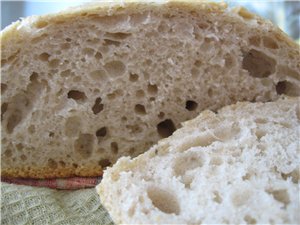 Pan de masa madre en el horno