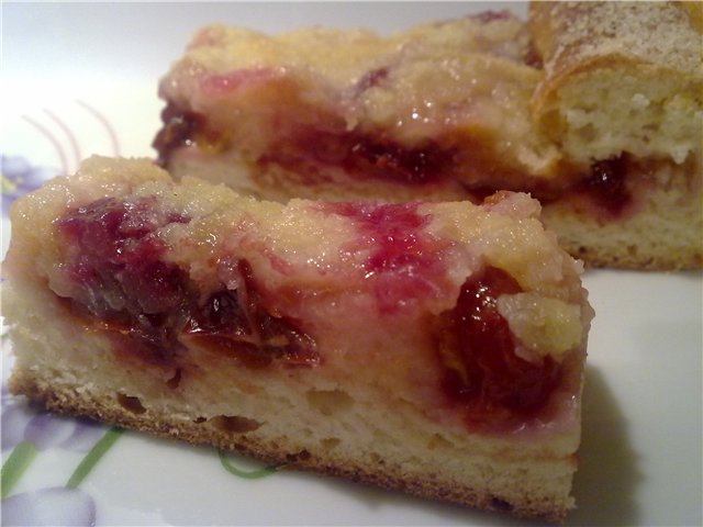 Pastel de ciruelas en streusel