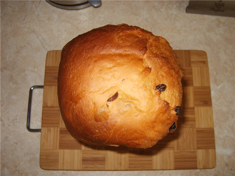 Kulich in una macchina per il pane senza problemi