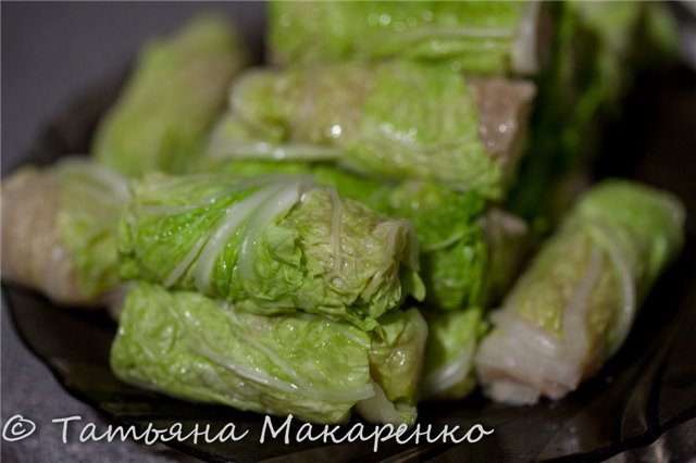 Mini involtini di cavolo cappuccio alla pechinese con Dolmer in una pentola a pressione Steba