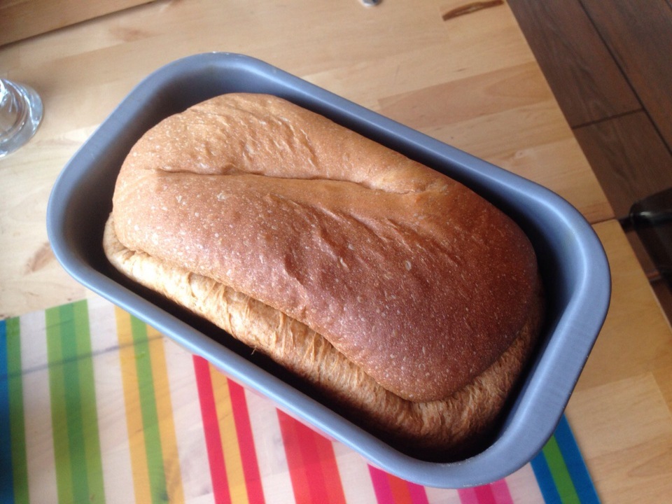 Sweet bread for a bread machine