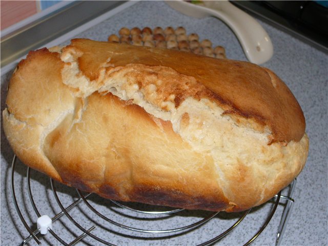 Pan de masa madre en el horno