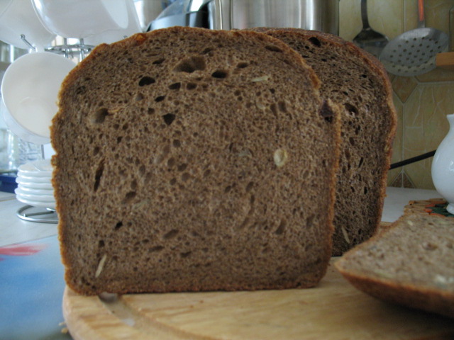 Hvet rugbrød Airy black (brødmaker)