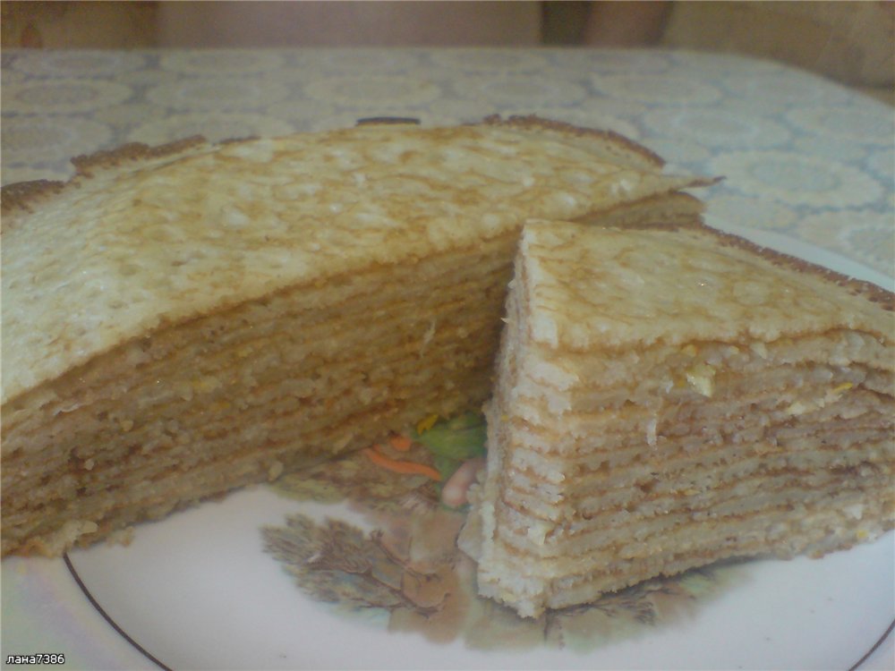 Pancake cake na may lemon sugar Lumago