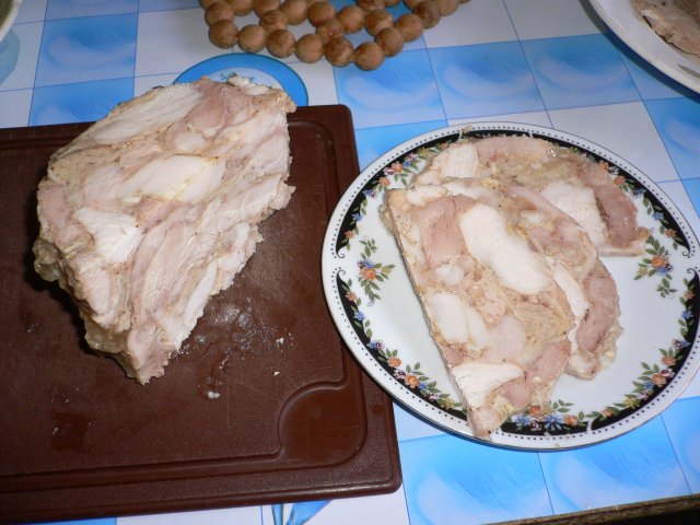 Homemade ham (collection of recipes for a ham maker)