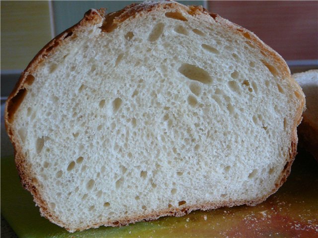 Pan de masa madre en el horno