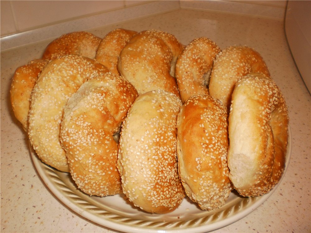 Bagel with sesame seeds