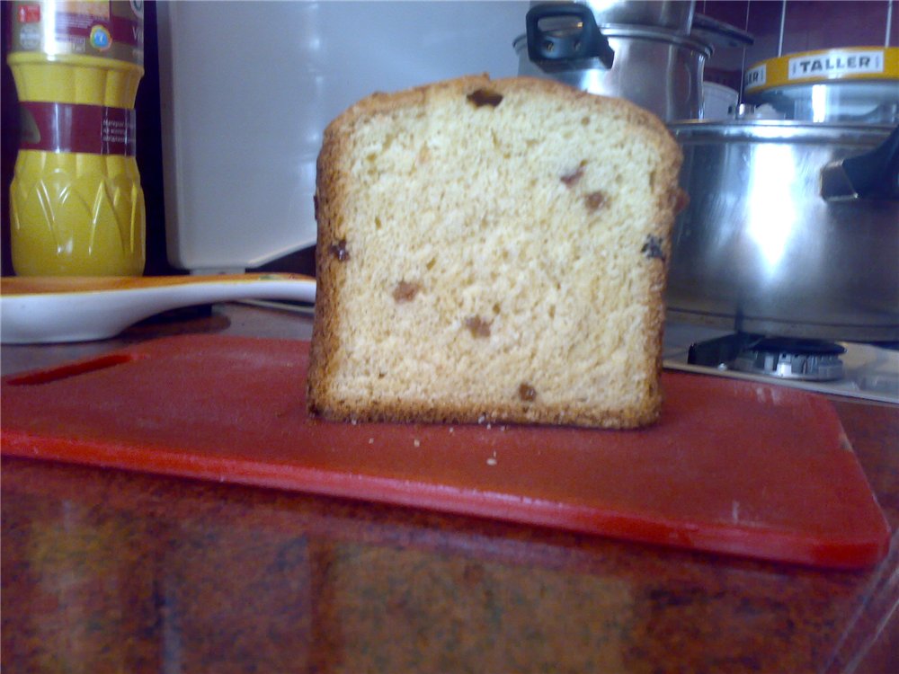 Torta di pasta viennese in una macchina per il pane