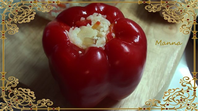 Pepper stuffed with cauliflower