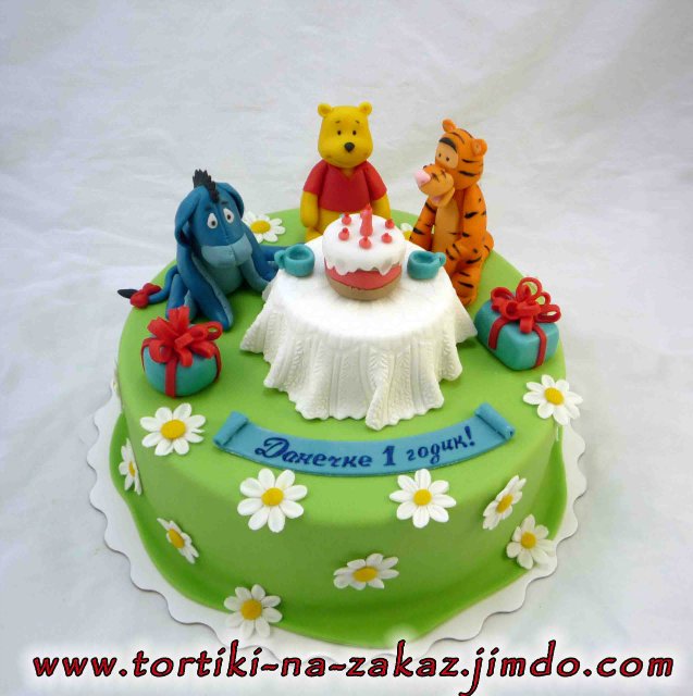 Torte basate sul cartone animato Winnie the Pooh e tutto, tutto, tutto