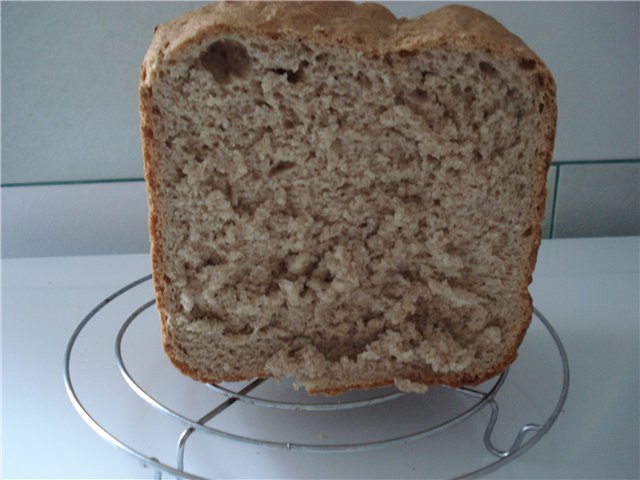 Pane di segale Senza niente (forno, macchina per il pane, pentola a cottura lenta)