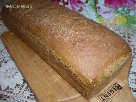 Pane alla crema con malto a lievitazione naturale. ( nel forno)