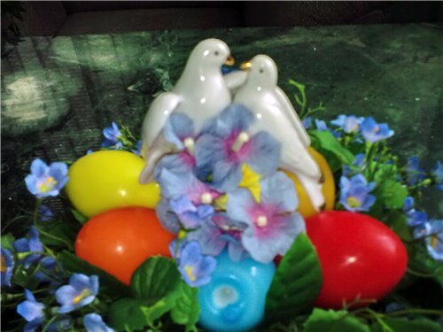 Examples of decorating Easter cakes and Easter