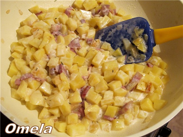 Sült burgonya Tartiflette