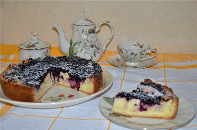 Pastel con requesón y arándanos (horno, olla de cocción lenta)