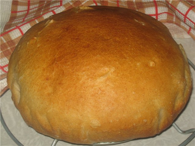 Pan de masa madre en el horno