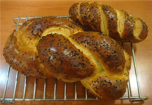 Mini loafs with sour cream