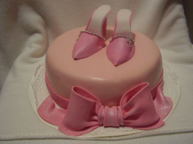 Cakes with shoes