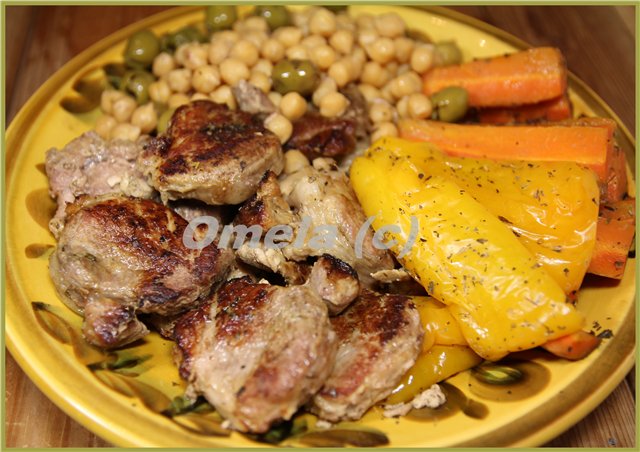 Tagine de cerdo con garbanzos y verduras