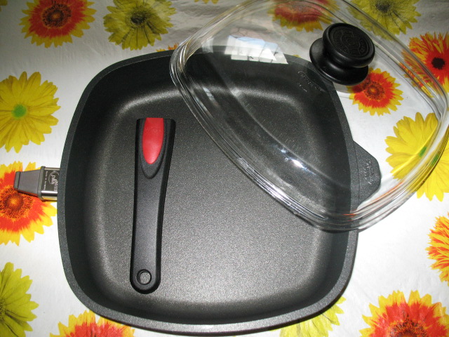 Cooking utensils (pots, pans, lids for them)