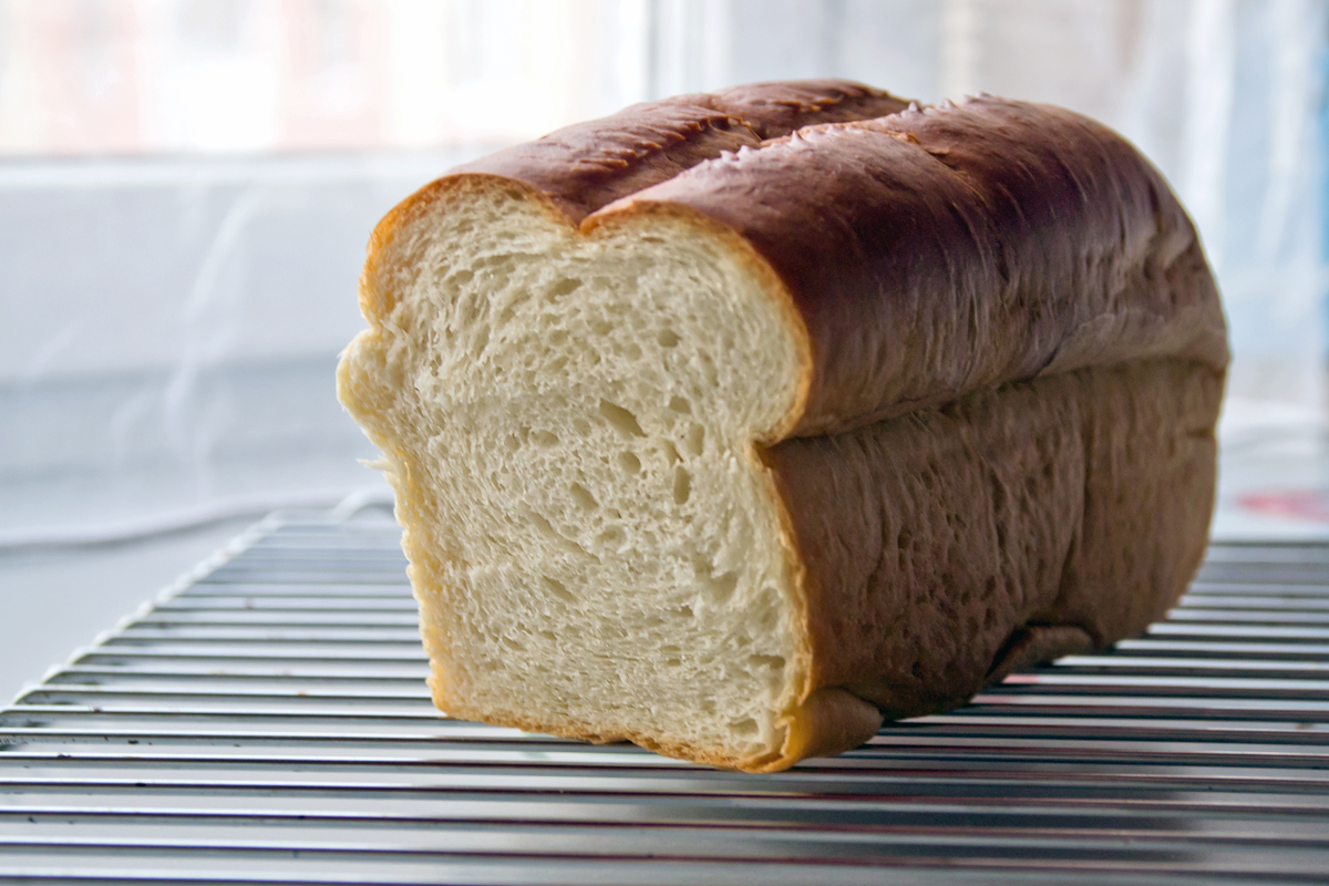 White Mountain Bread (Beth Hensperger) (oven)