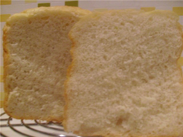 Pane alla cipolla e aneto (macchina per il pane)