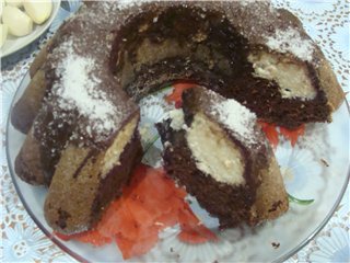 Pastel de chocolate con bolas de cuajada