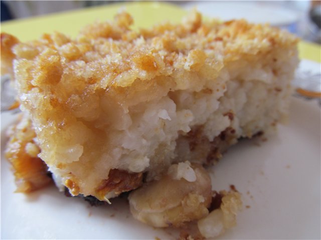 Arroz con leche con leche de soja con vainilla y ciruelas pasas.