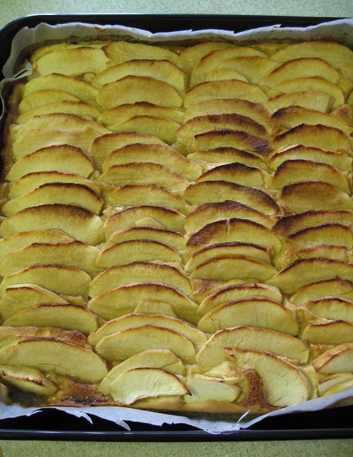 Pie "Golden Apples"