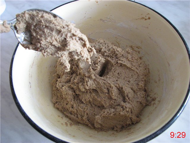 Rye sour bread with a bright taste of cumin and coriander (in aero grill)