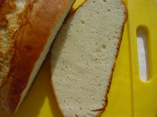 Pan de masa madre baja en ácido en el horno