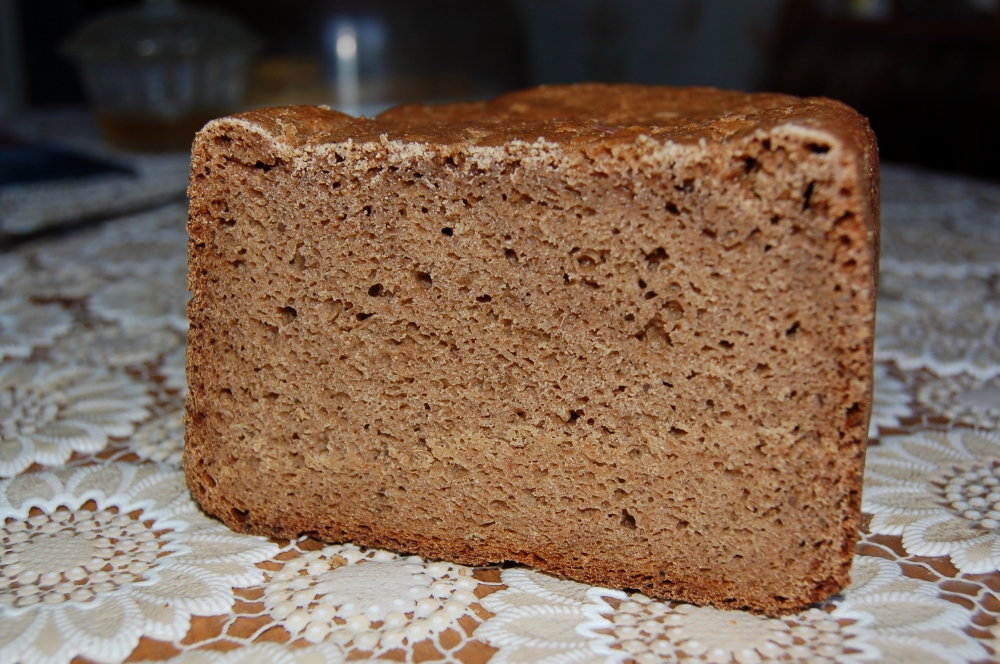 Pane Borodino Lo stesso nella macchina per il pane