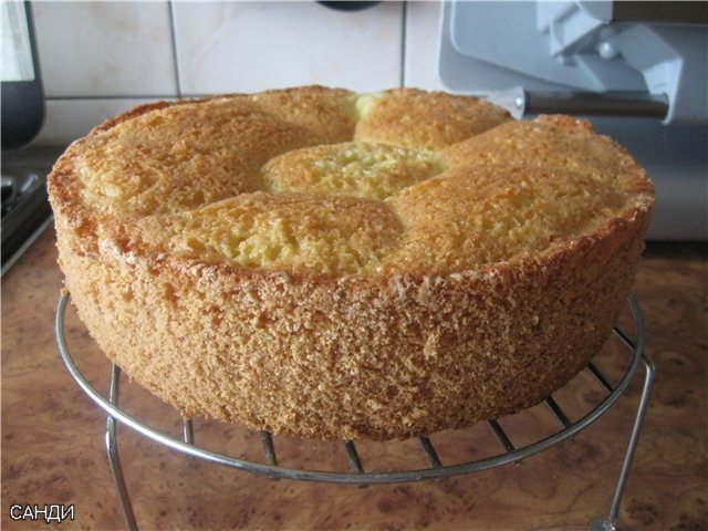 Torta di formaggio in un multicooker Comfort Fy