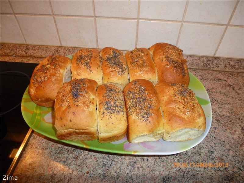 Almond crust buns