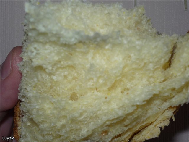 Kulich กับน้ำมะนาว Citrus (เครื่องทำขนมปัง)