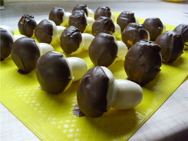 Soufflé mushrooms.