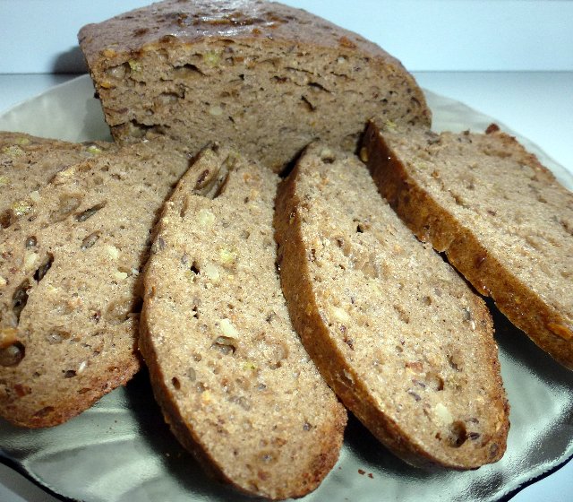 Pane multicereali con pasta madre di cipolla