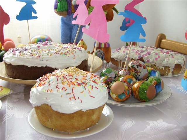 Kulich with Myasoedovskaya in the oven (master class)