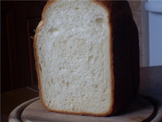 Pan de leche de yogur con semillas de sésamo (panificadora)