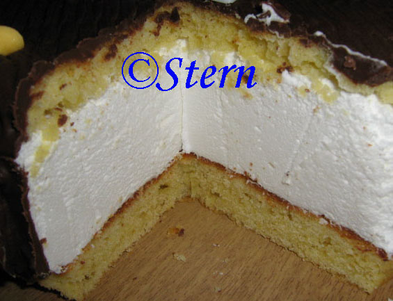 Torta al latte d'uccello con copertura