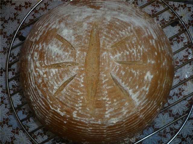 Milk bread with sourdough.