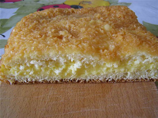 Pastel de crema con picadura de abeja