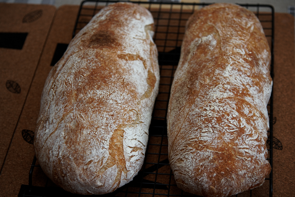 Gammelt Como-brød (Pane di Como Antico) i ovnen