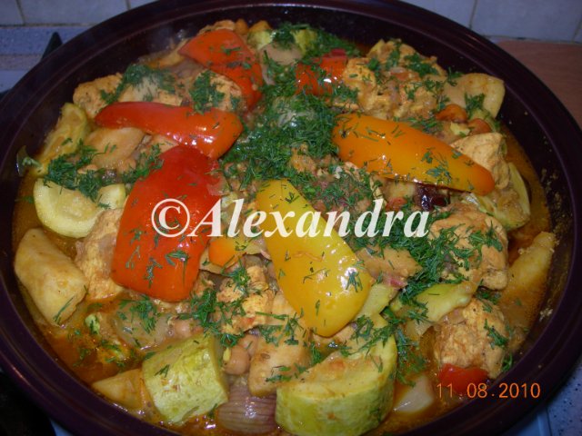 Tagine de pollo con orejones y otras recetas de tagine