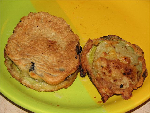 Gehaktballetjes met courgette en aubergine in beslag