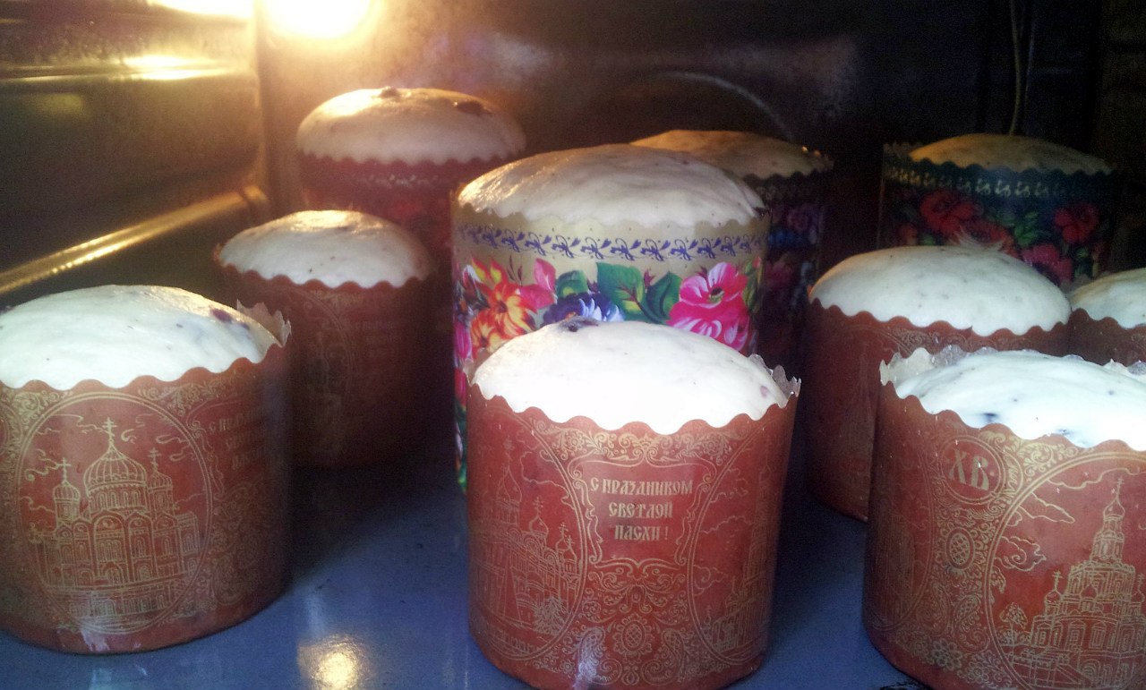 Kulich with Myasoedovskaya in the oven (master class)